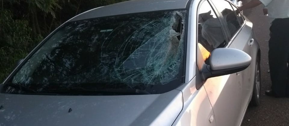 Morre no hospital mulher atingida por peça de caminhão