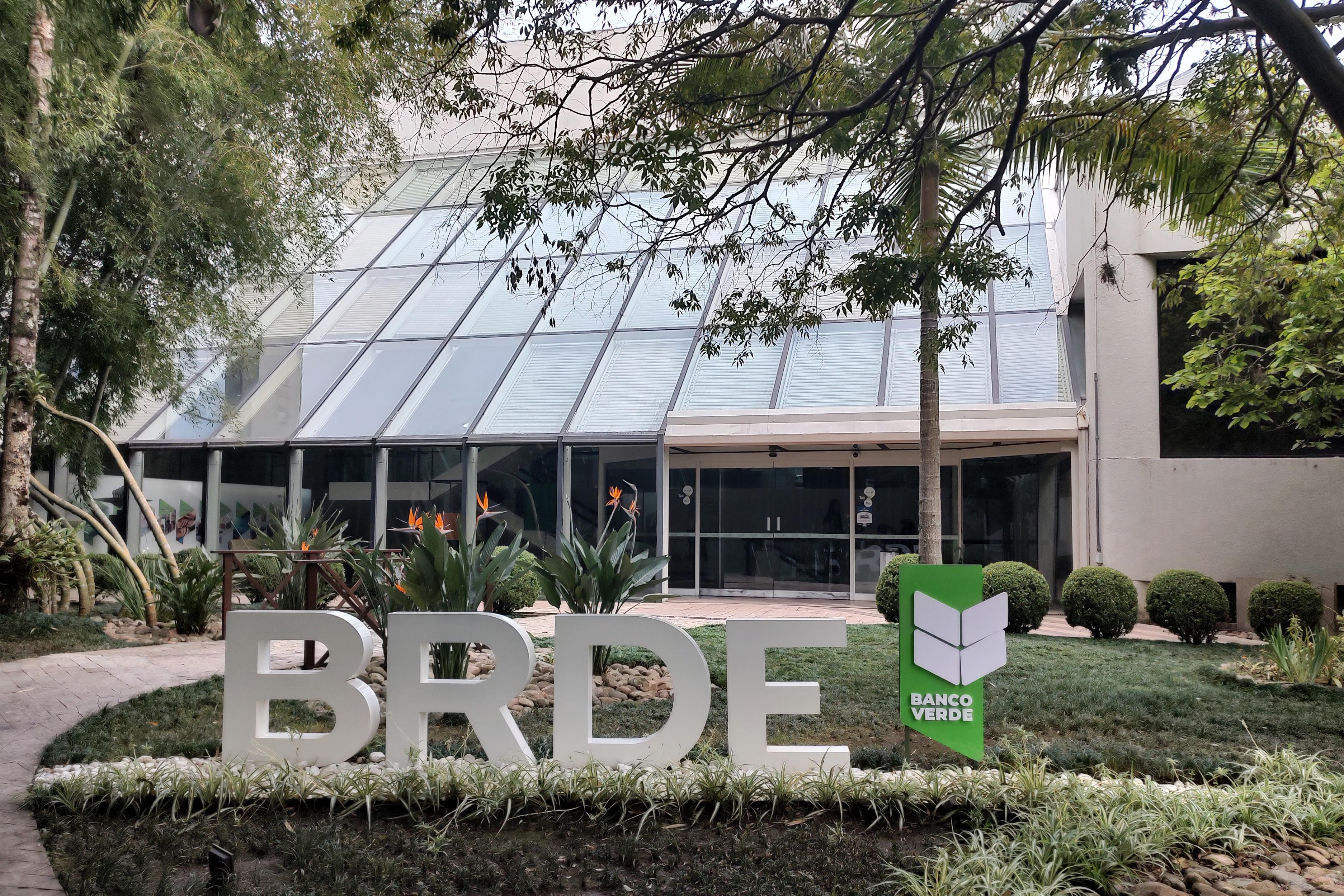 BRDE ultrapassa R$ 1bi em contratos nos dois primeiros meses do ano