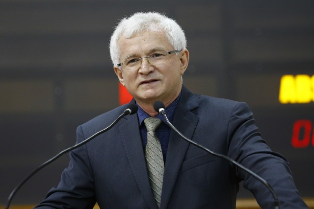 Vereador quer proibir canudinhos de plástico