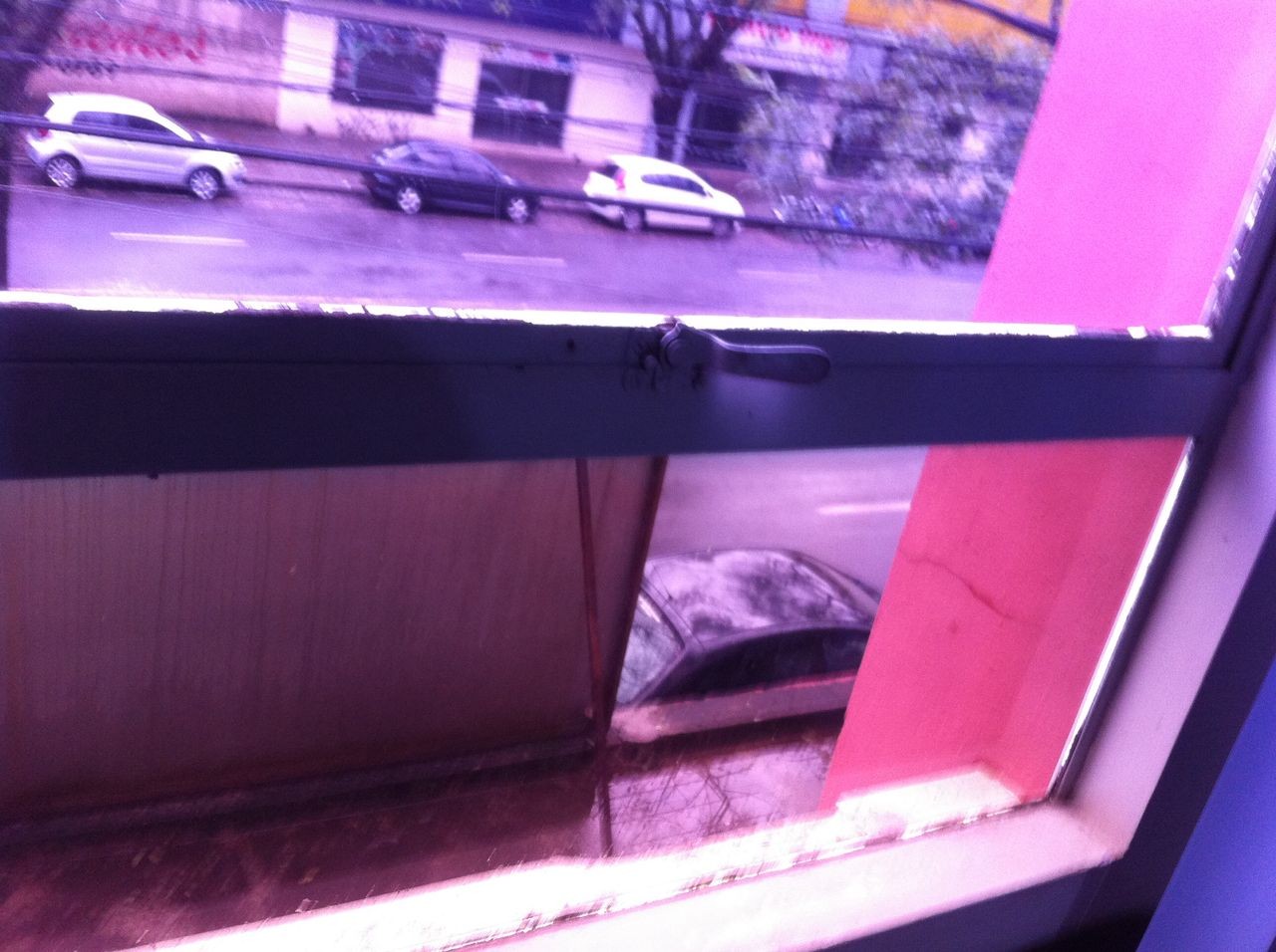 Ladrões invadem Núcleo Regional de Educação de Maringá e levam três notebooks