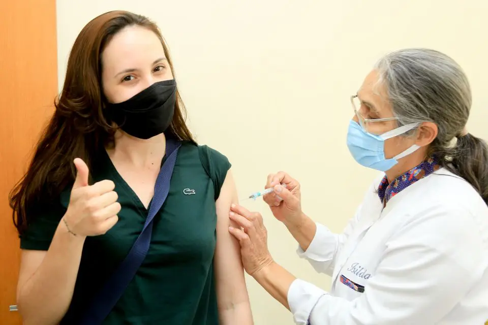 Covid-19: Maringá reduz faixa etária de vacinação nesta quarta-feira (25)