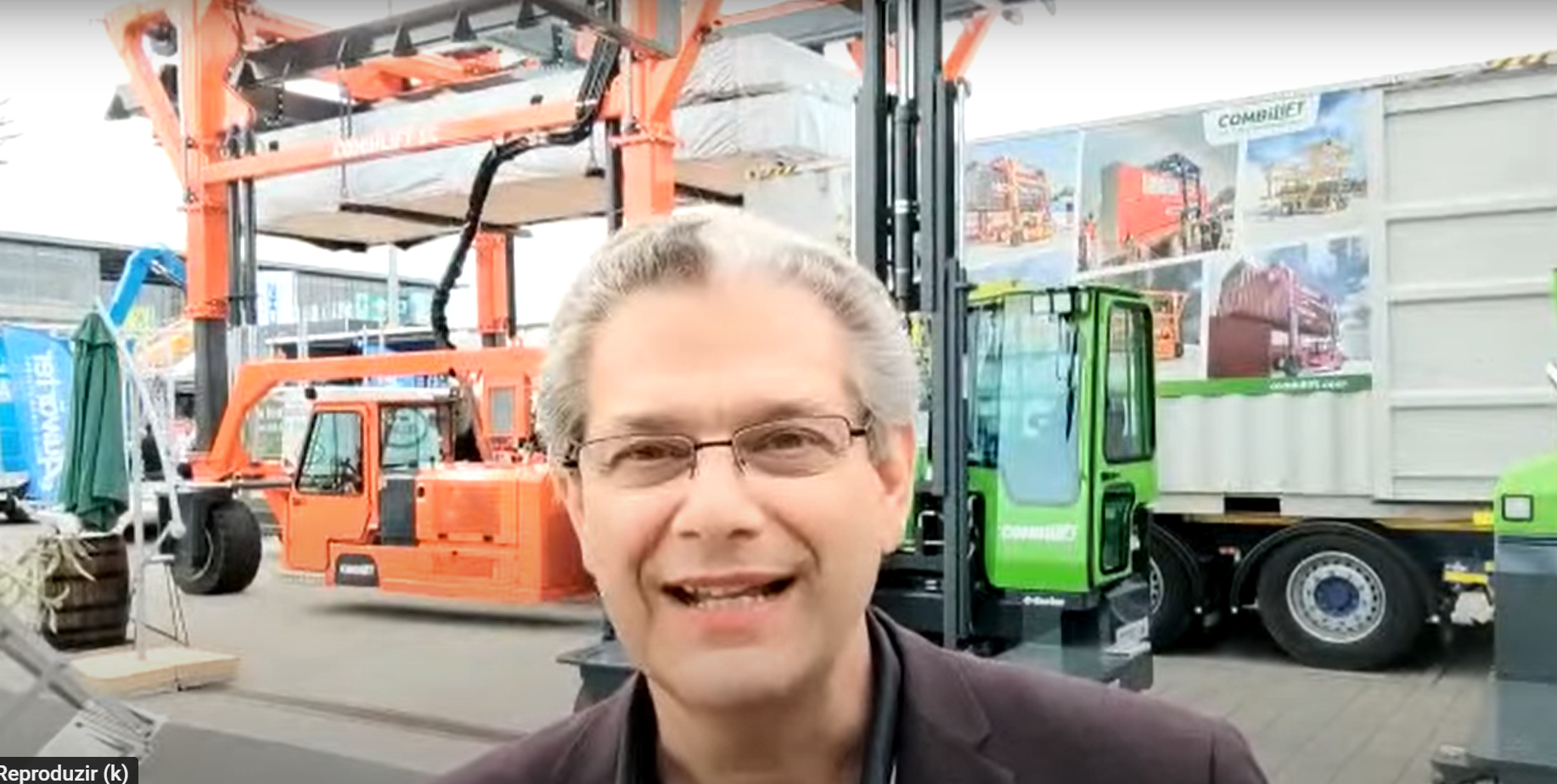 Delegação da Fiep visita feira madeireira na Alemanha