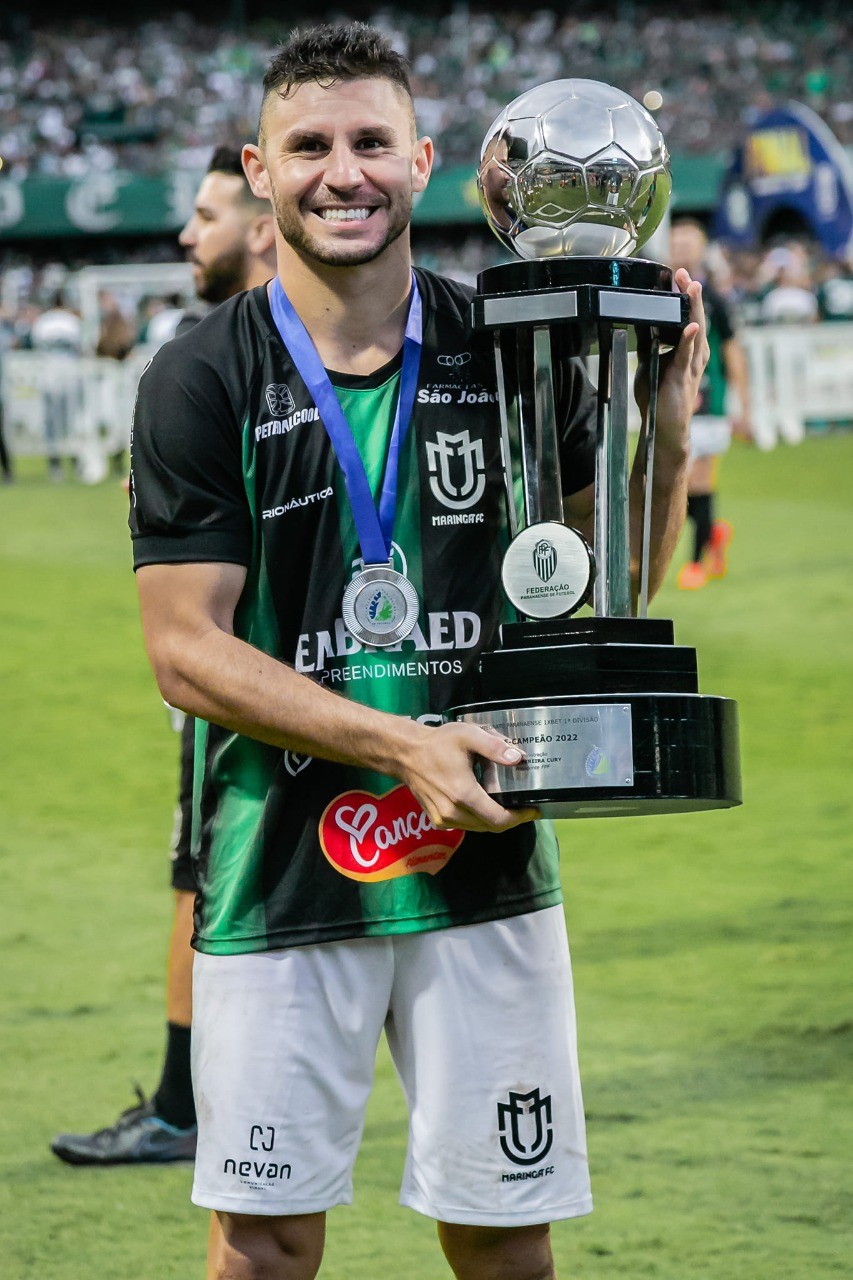 Maringá FC acerta as saídas de mais dois atletas do elenco vice-campeão Paranaense