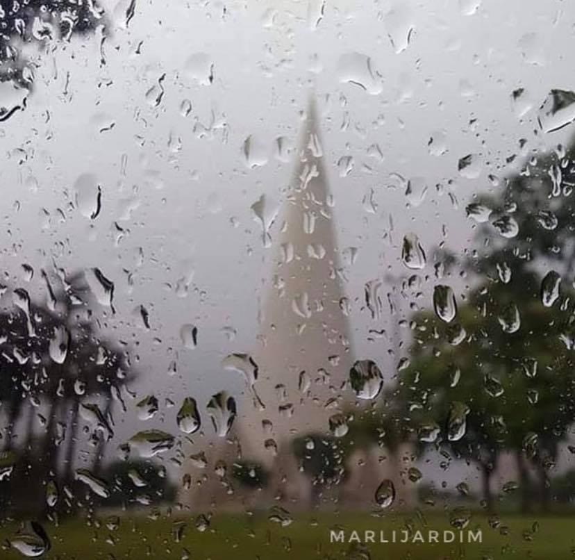 Maringá registrou mais que o dobro de chuva em novembro deste ano