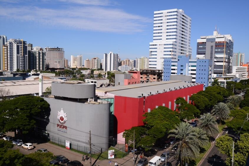 PUC-PR encerra as atividades presenciais em Maringá em agosto