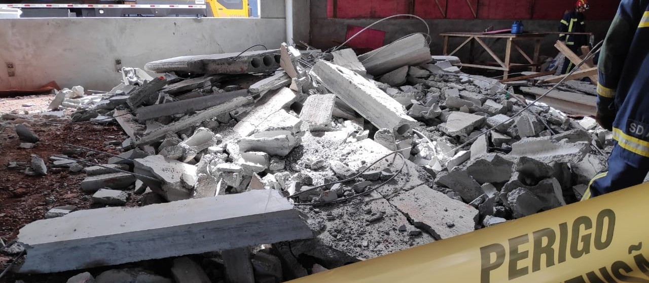 Obra em construção cuja laje caiu não tinha alvará