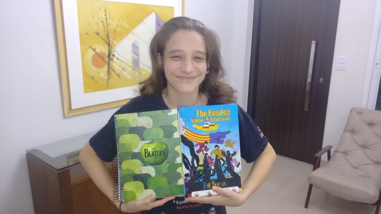 No Dia do Rock, a beatlemania segue firme para garoto de Umuarama