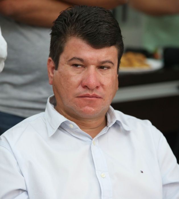 Secretário pede exoneração para coordenar campanha política