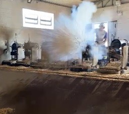 Conheça os canhões de pipoca de fábrica na região de Maringá; vídeo