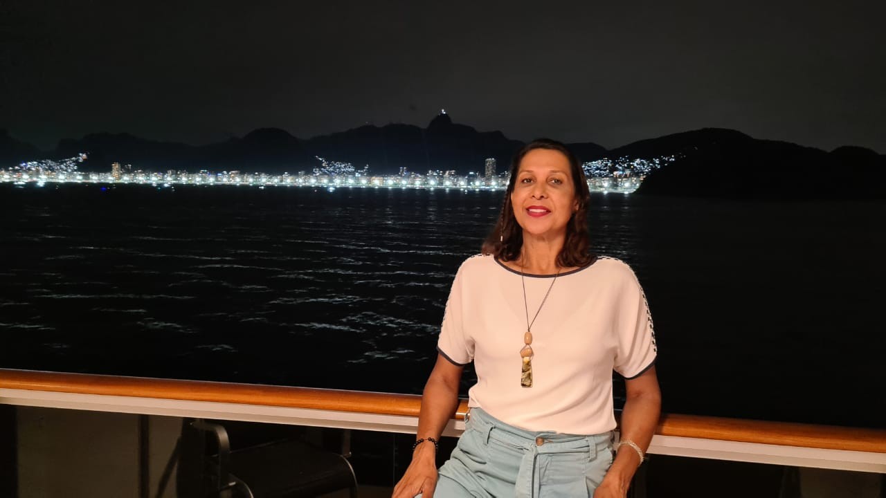 Casal maringaense está em cruzeiro com 90 pessoas contaminadas