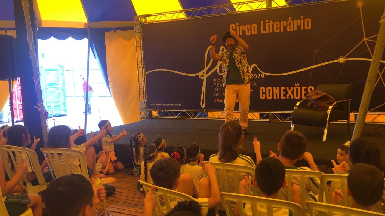 Começa a Festa Literária Internacional de Maringá