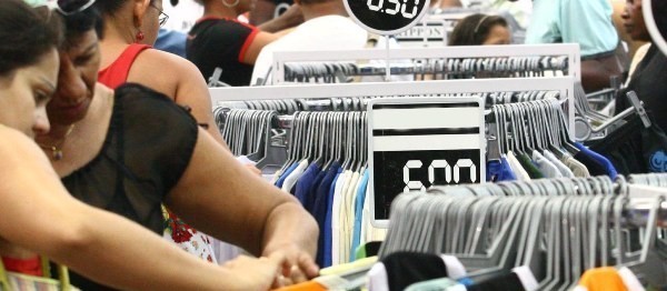 Comércio inicia horário especial de Natal no dia 2 de dezembro