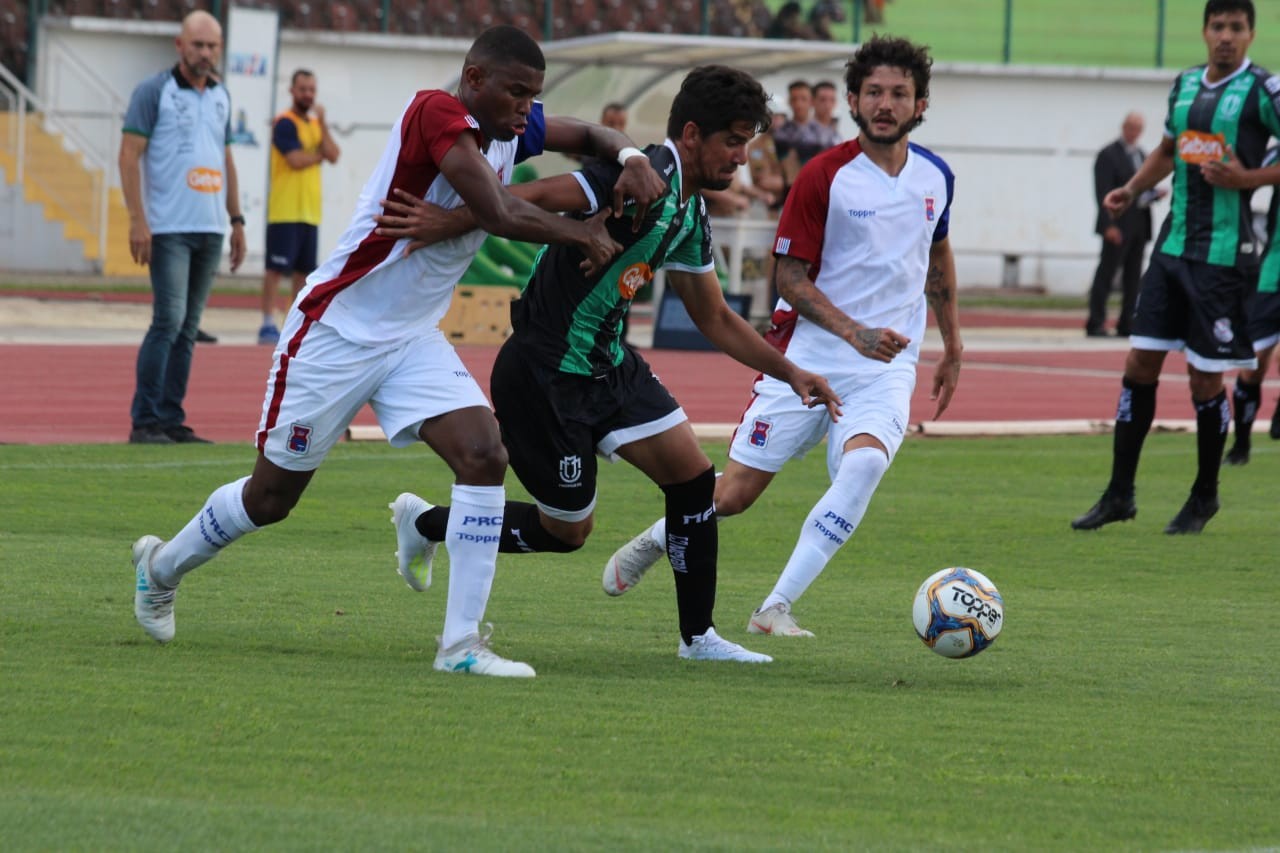 Maringá FC segue sem nenhuma vitória no Campeonato Paranaense