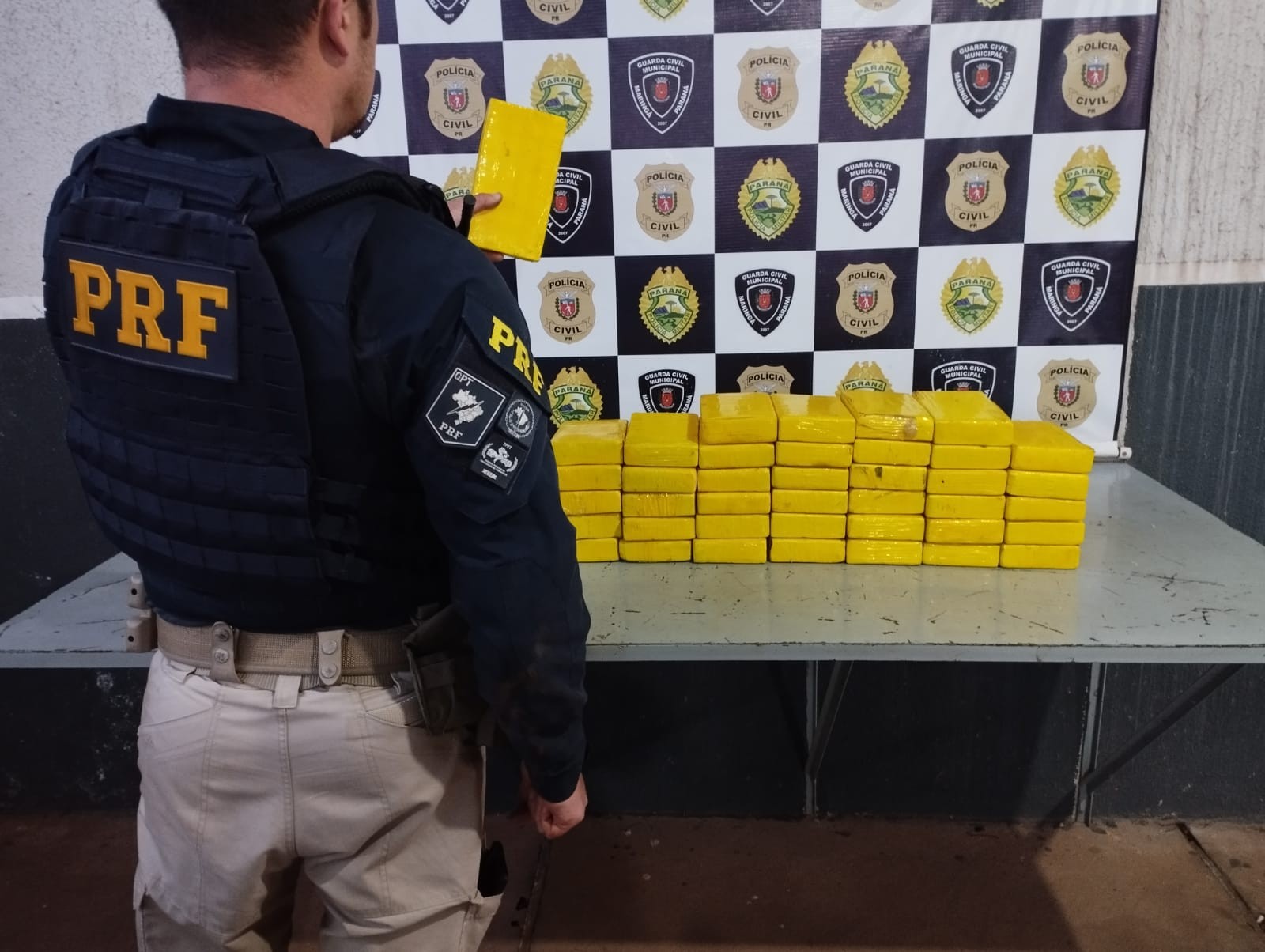PRF de Maringá faz terceira apreensão de cocaína em 2024