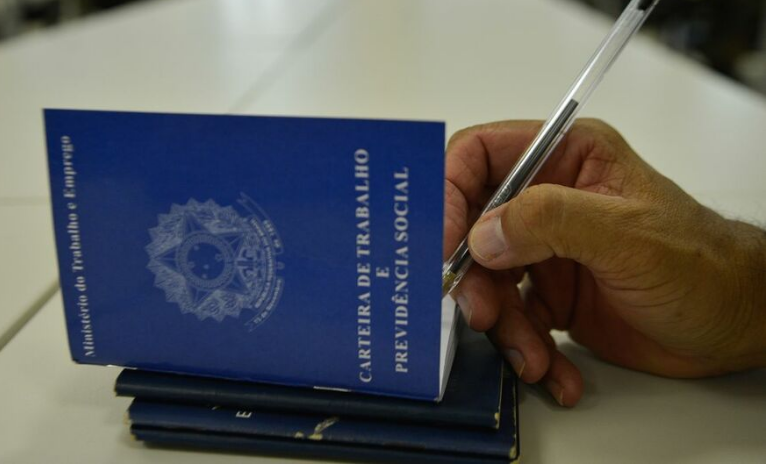 Maringá inicia semana com 461 vagas de emprego abertas; candidate-se online