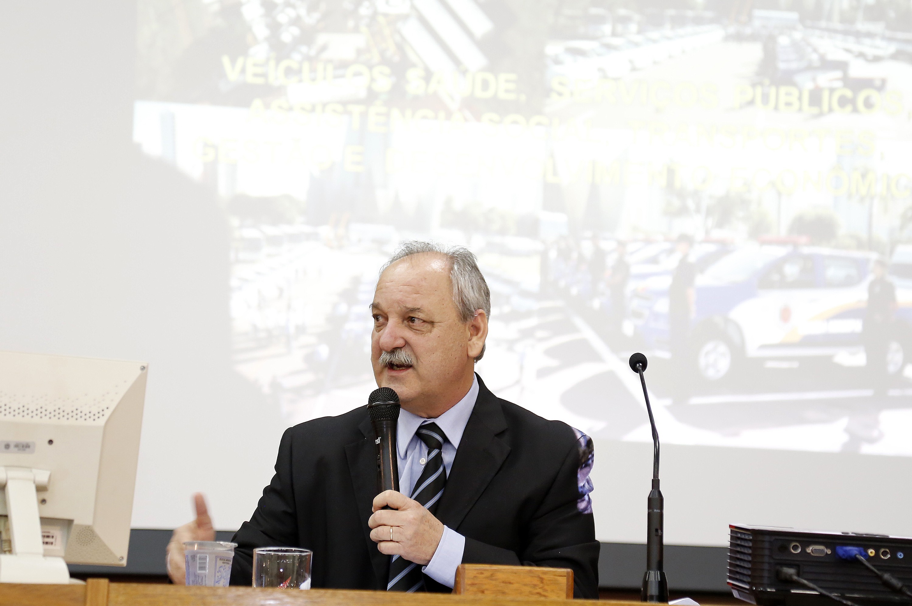 “Nosso trabalho será com planejamento e transparência”, diz novo secretário da Fazenda do Paraná