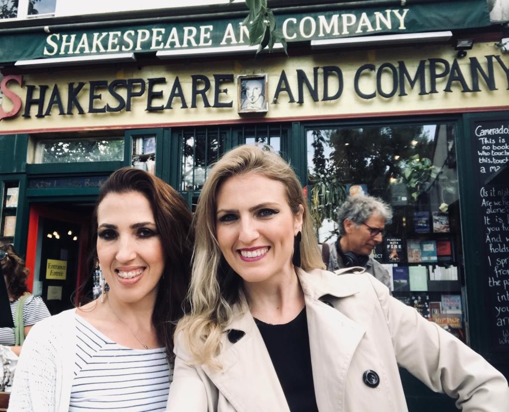 Autoras ministram oficina de escrita criativa em Maringá