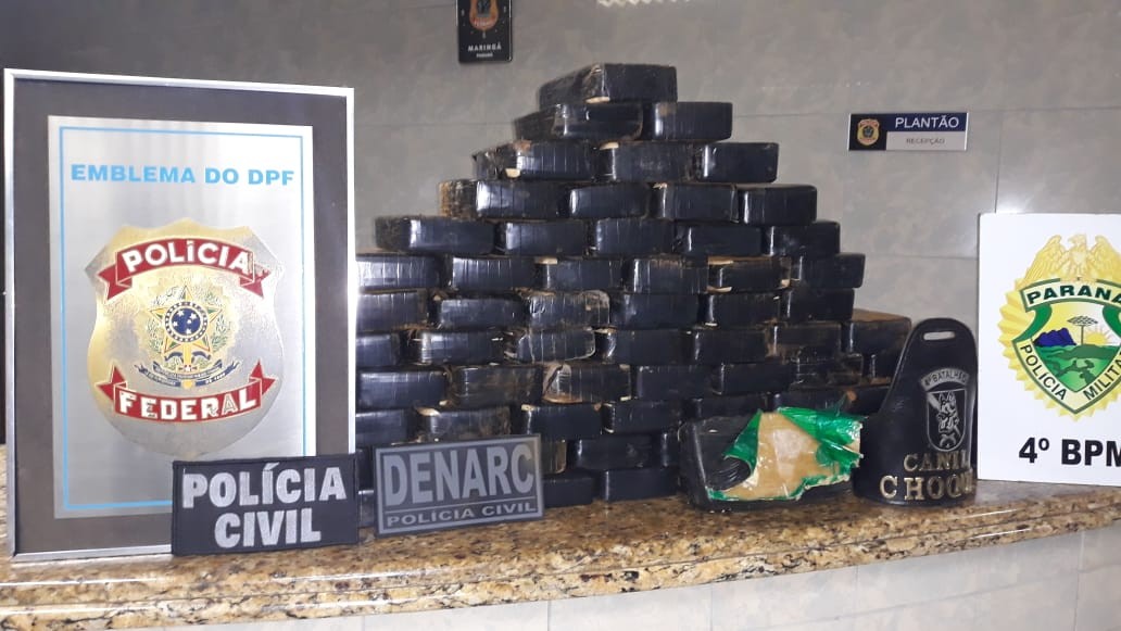 Motorista de carreta é preso por tráfico internacional de drogas