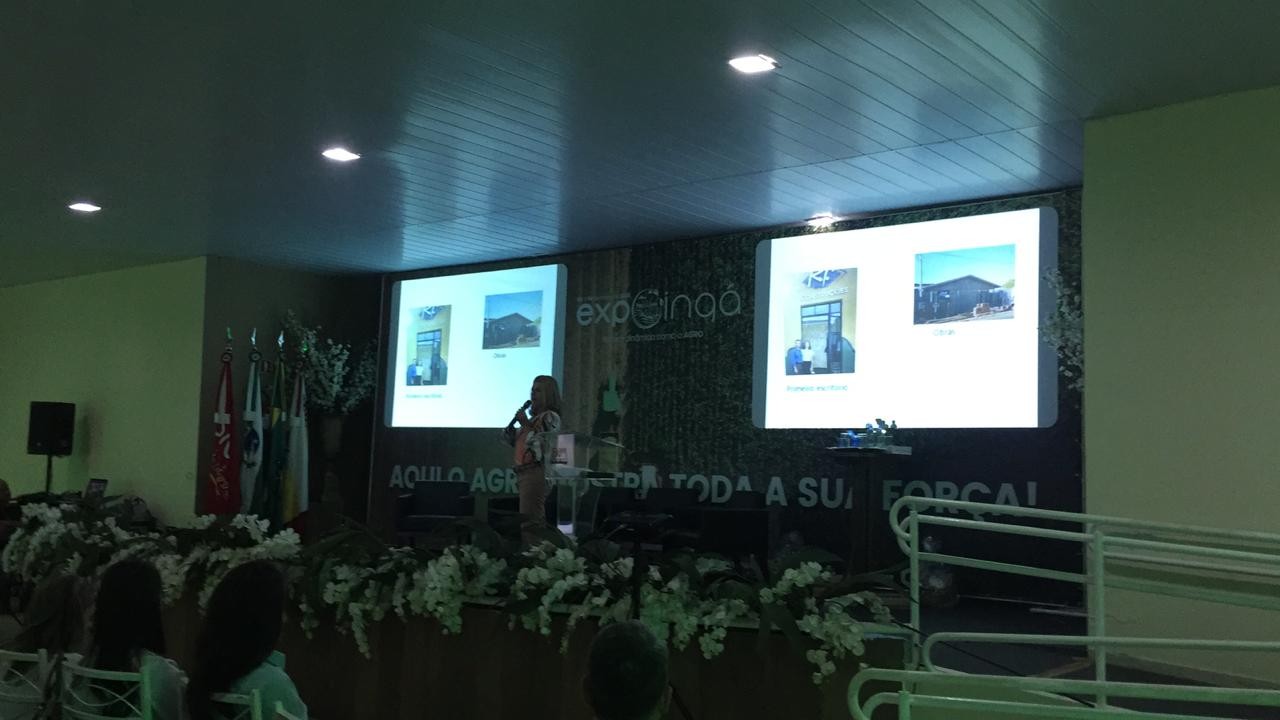 Mulheres empreendedoras se reúnem