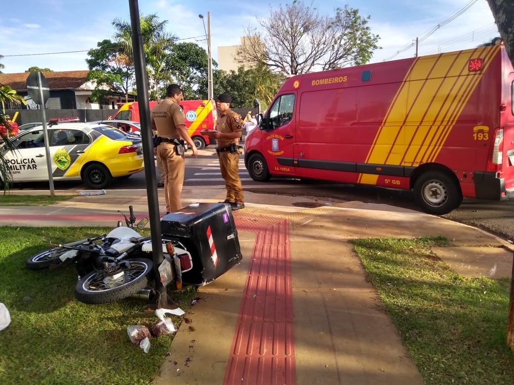 Após colisão com carro, moto atropela bebê, avó e babá em calçada