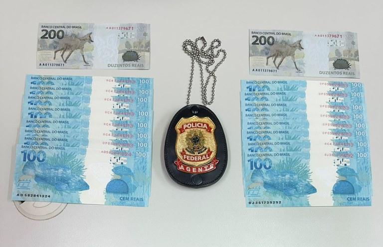 Mulher é presa com  R$ 2 mil  em notas falsas