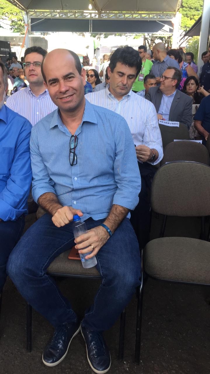 Deputado estadual Evandro Araújo participa da Expoingá