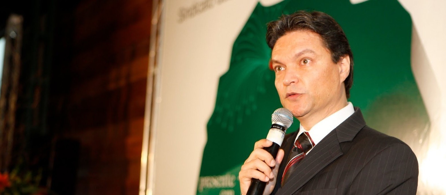 Sindicato ainda espera retomar atividades em escolas privadas