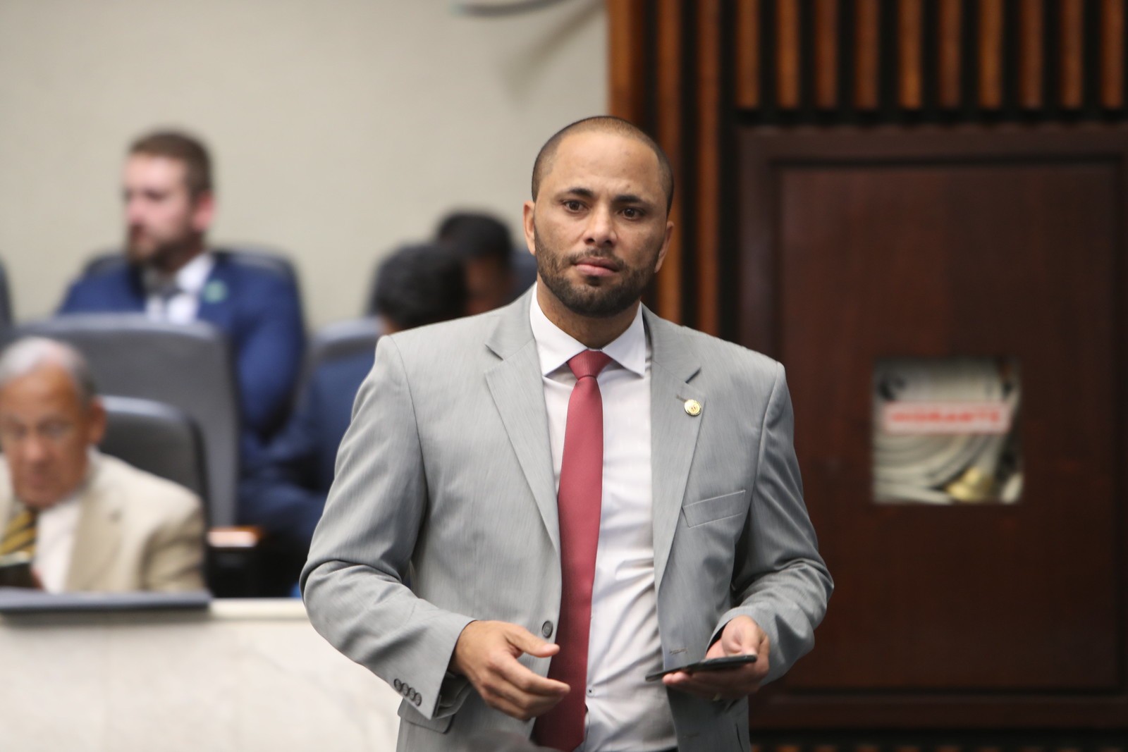 Do Carmo vai reassumir mandato de deputado estadual