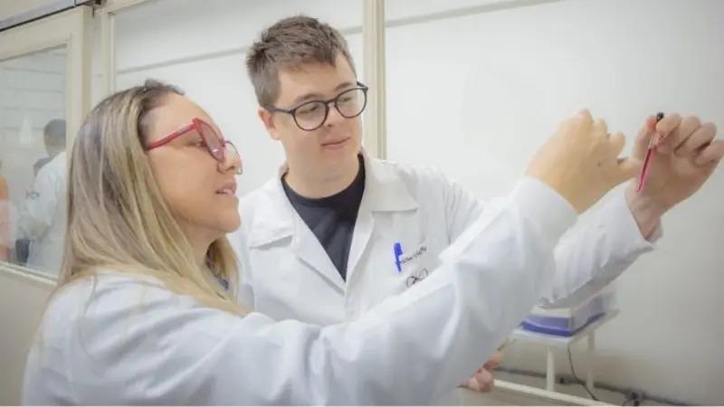 UEPG desenvolve método para identificar metanol em bebidas alcoólicas