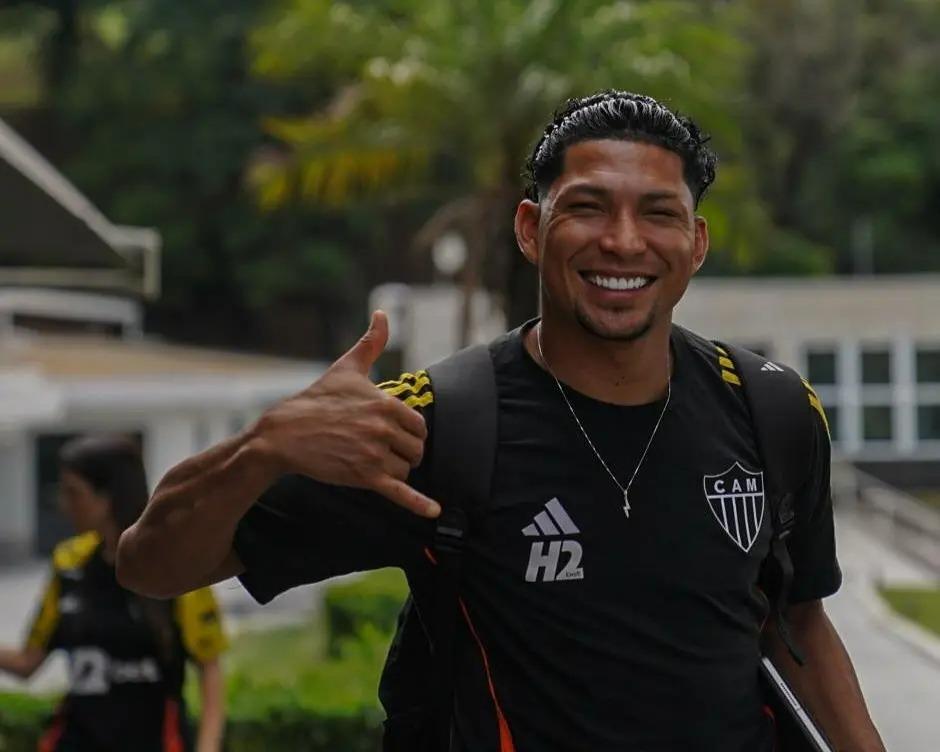 Atlético-MG chega a Maringá para o duelo pela Copa do Brasil