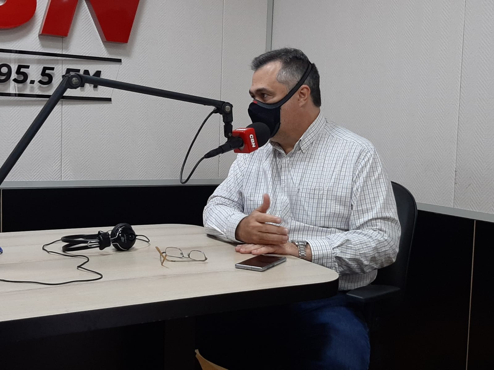 Máscaras devem ser obrigatórias por pelo menos mais seis meses