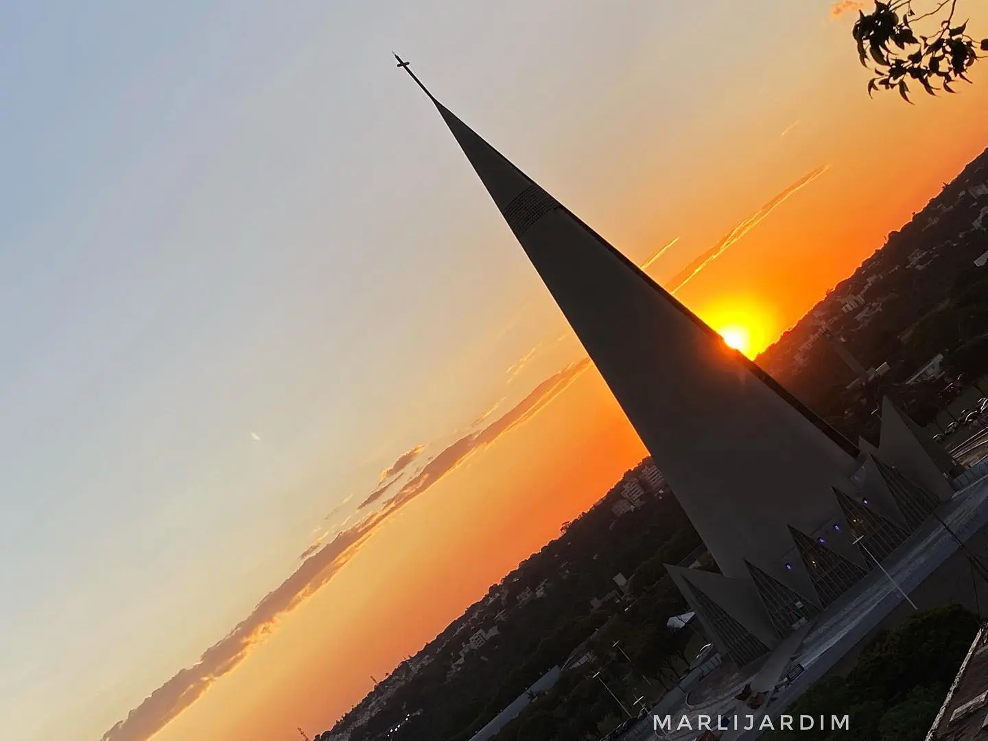 Tempo em Maringá: confira a previsão para esta segunda-feira (6)