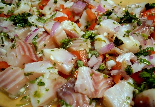 Prato peruano que é sucesso no mundo todo: ceviche