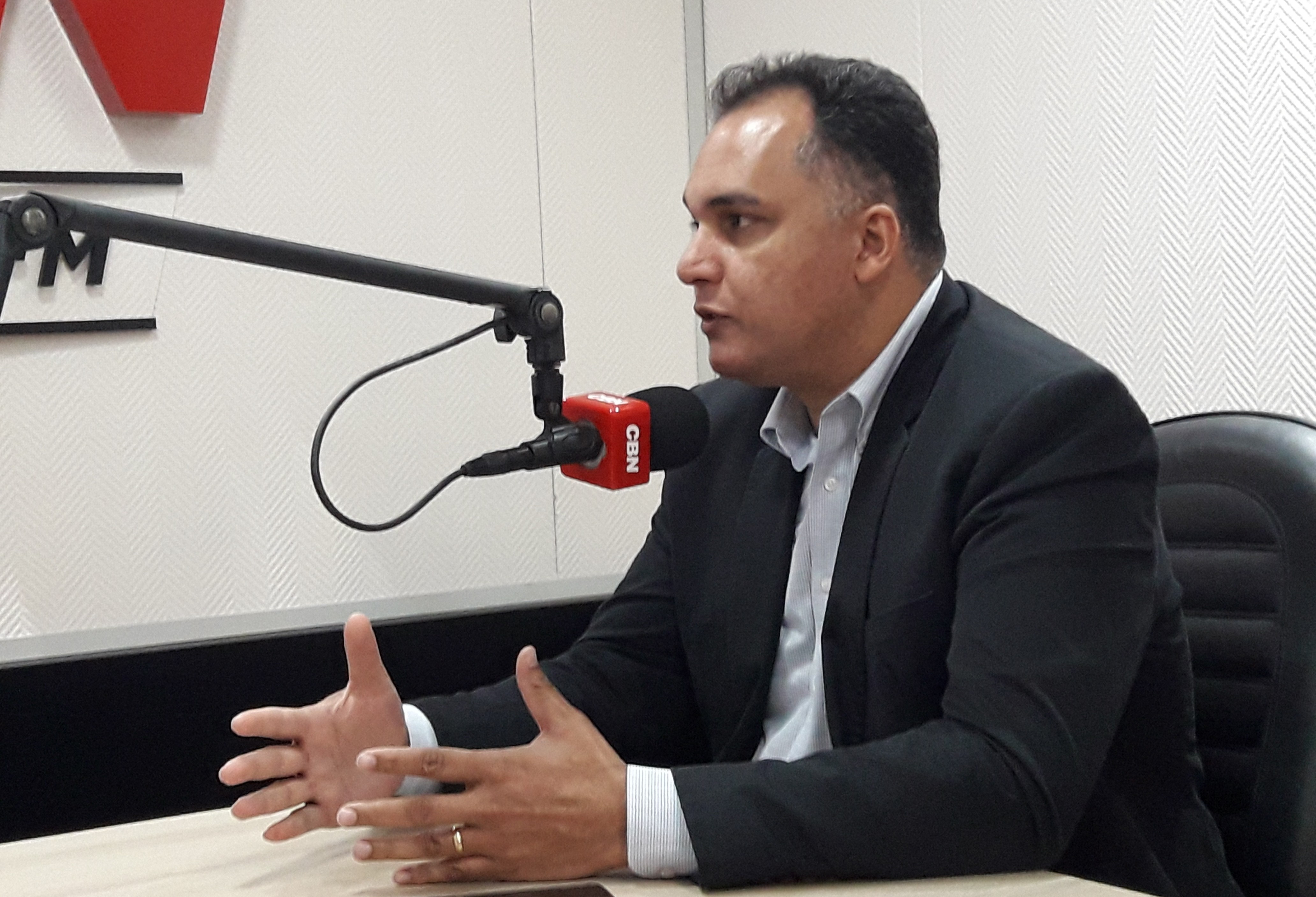 Governo do PR vai disponibilizar ferramentas para ensino a distância