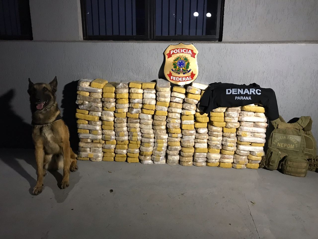 Policias apreendem 230 quilos de crack