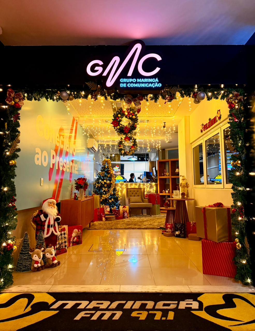 Grupo Maringá de Comunicação lança ação com decoração especial, prêmios e Papai Noel