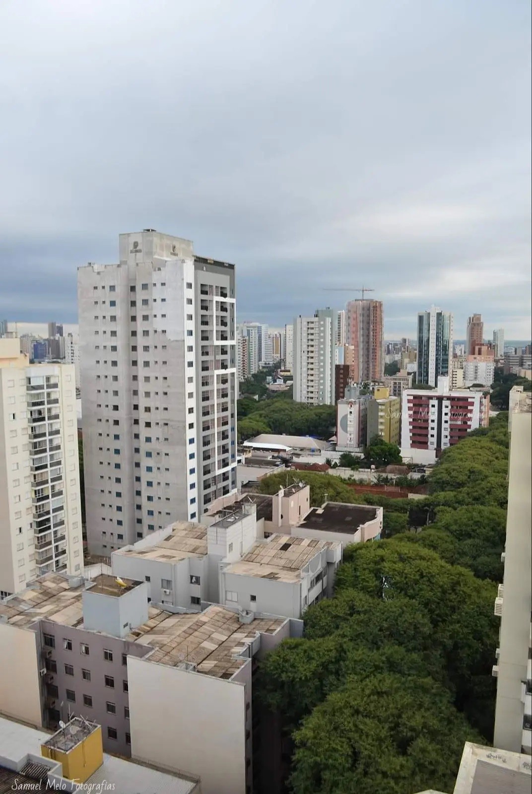 Frente fria avança e chuvas ficam mais intensas neste sábado, diz Simepar