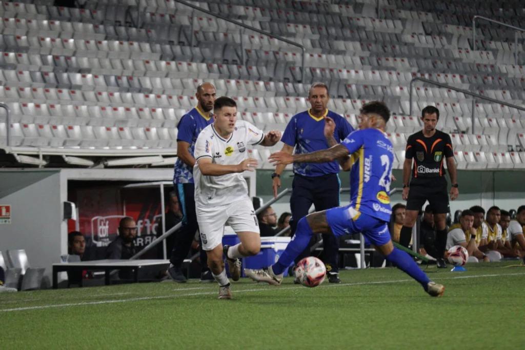 Mesmo com 67% de posse de bola, Galo Maringá perde para o São Joseense