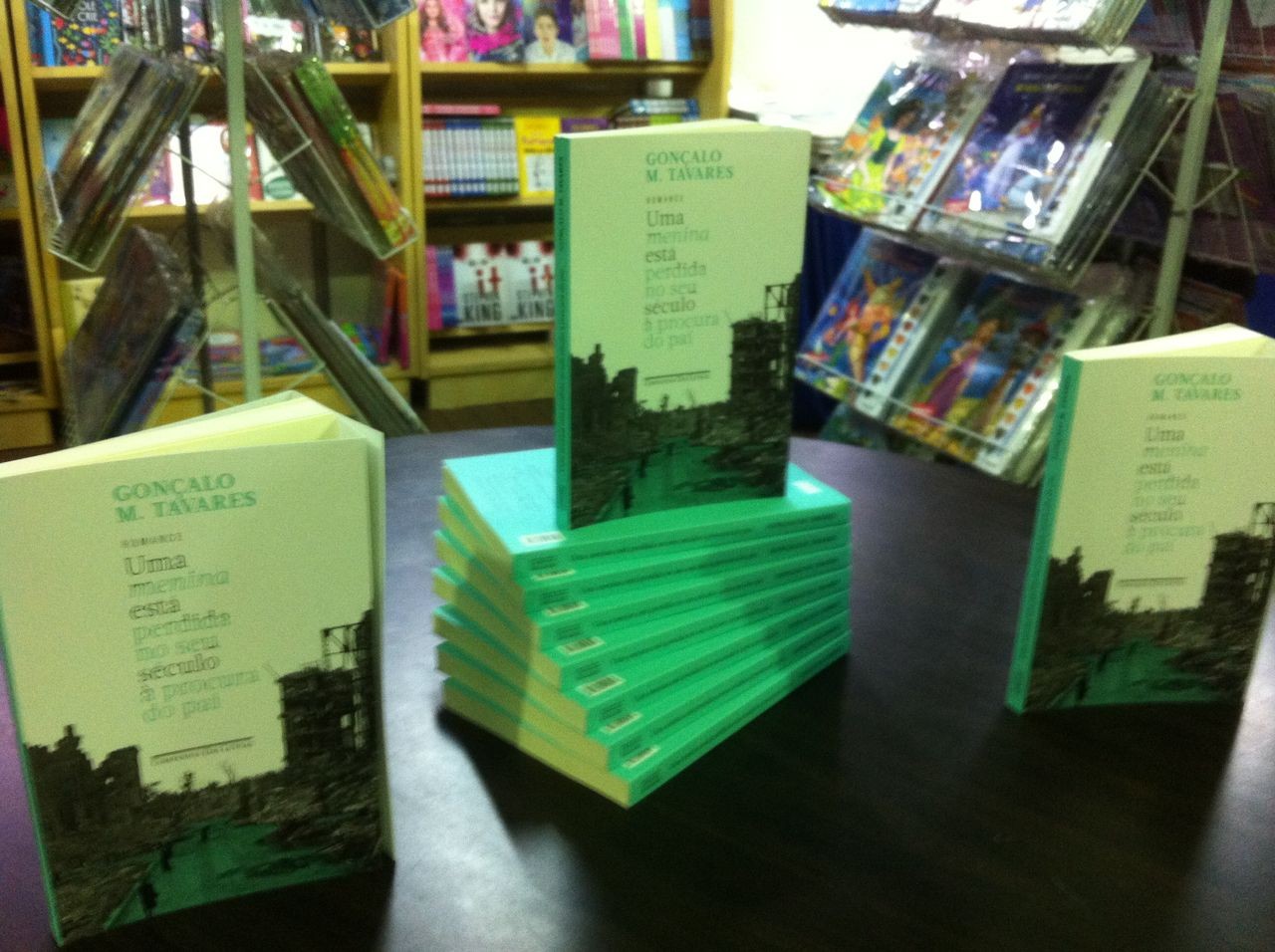 Começa a Festa Literária de Maringá