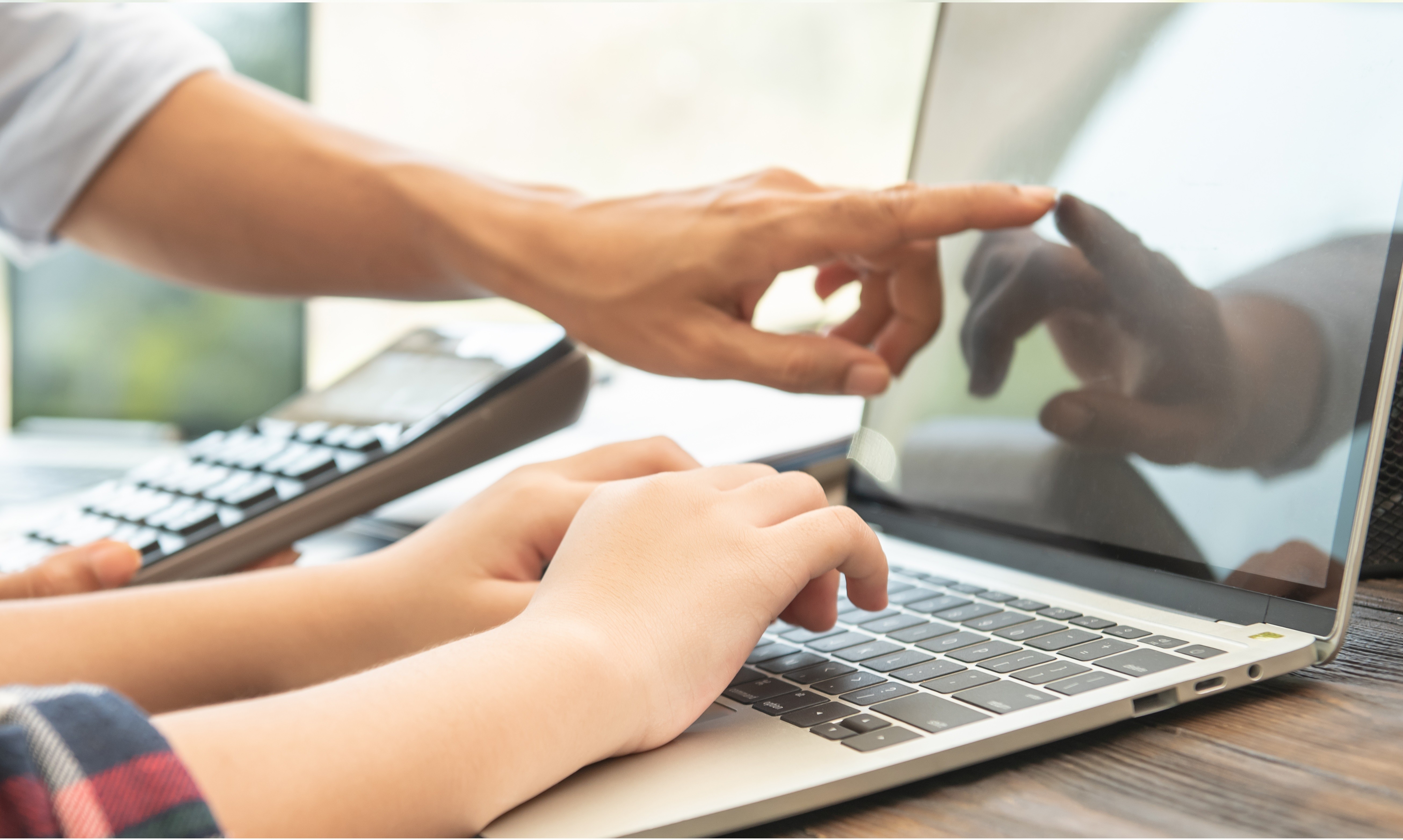 Sarandi ajuda candidatos a fazer inscrição em concurso público