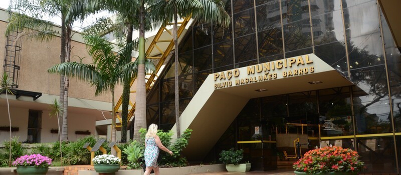 Prefeitura vai contratar 40 profissionais para combater coronavírus