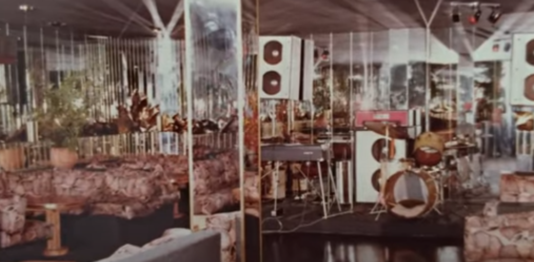 A importância cultural e acolhedora das boates