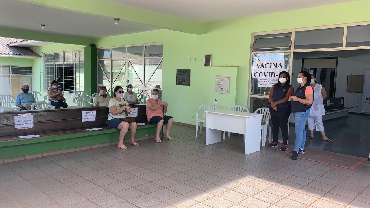 Maringá consegue vacinar 10 mil pessoas por dia, diz secretário