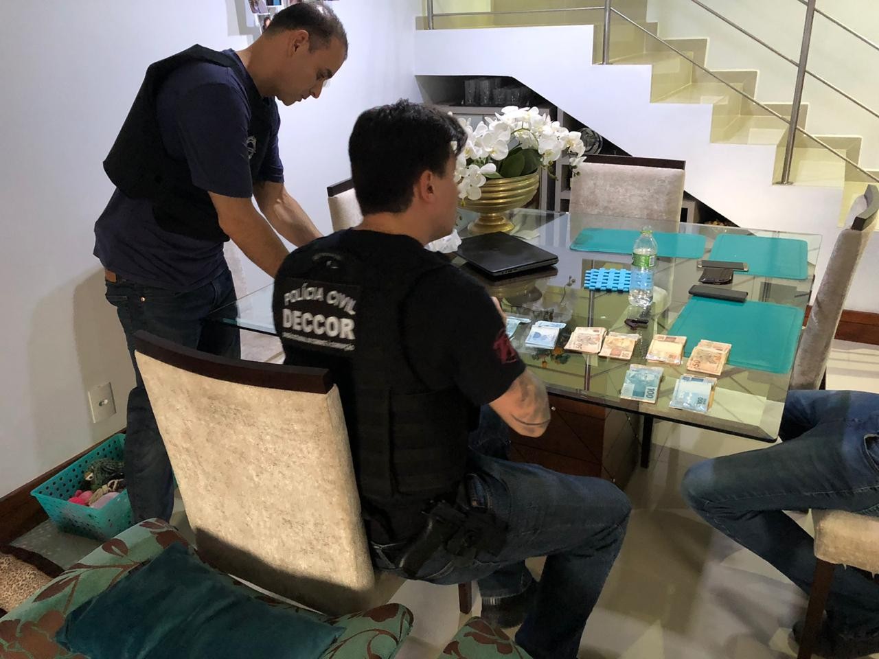 Suspeitos de fraudes cartorárias aplicaram golpes na região de Maringá