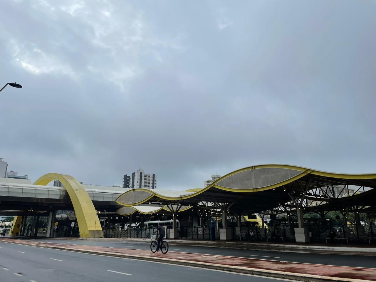 Sábado (4) com nebulosidade e temperatura amena em Maringá