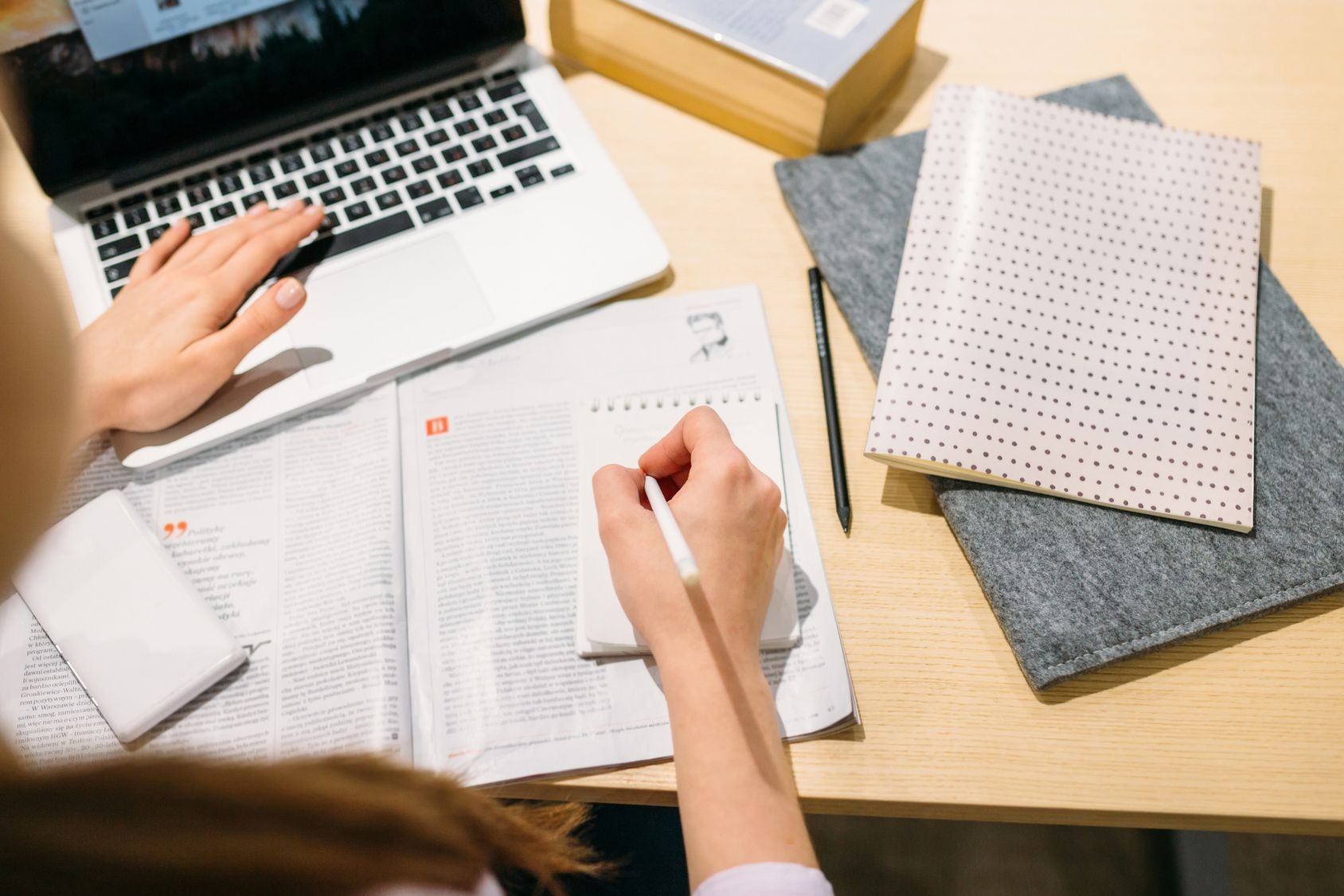 Câmara de Graduação aprova atividades não obrigatórias por EAD na UEM