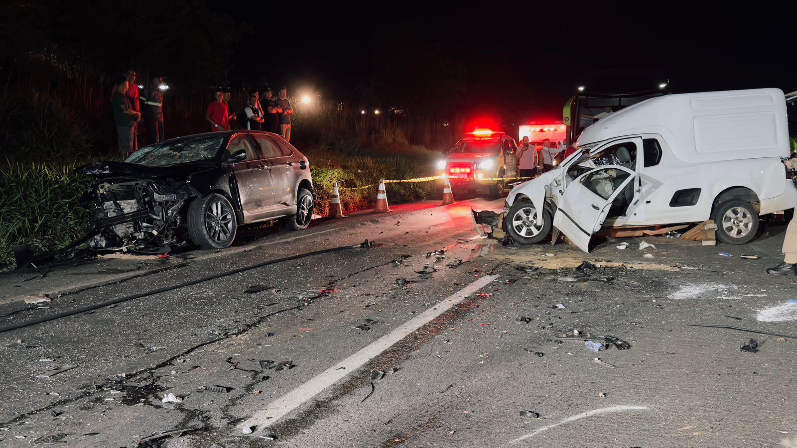 Carro invade pista contrária e provoca acidente com morte na PR-897