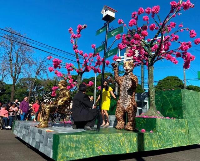 Secretário de Maringá é multado por contratação de empresa para evento