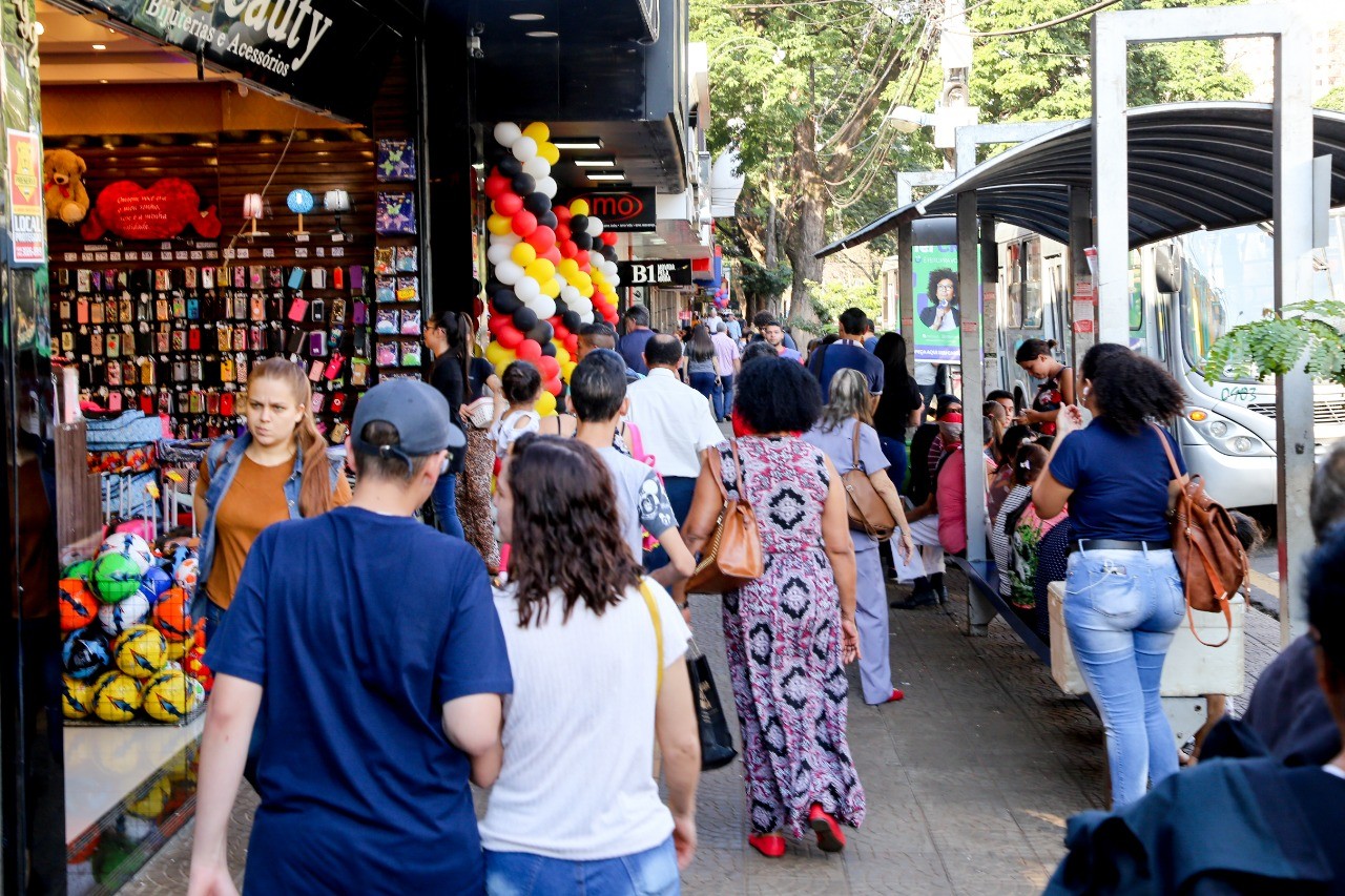 Prefeitura quer comprar mais das pequenas empresas da cidade