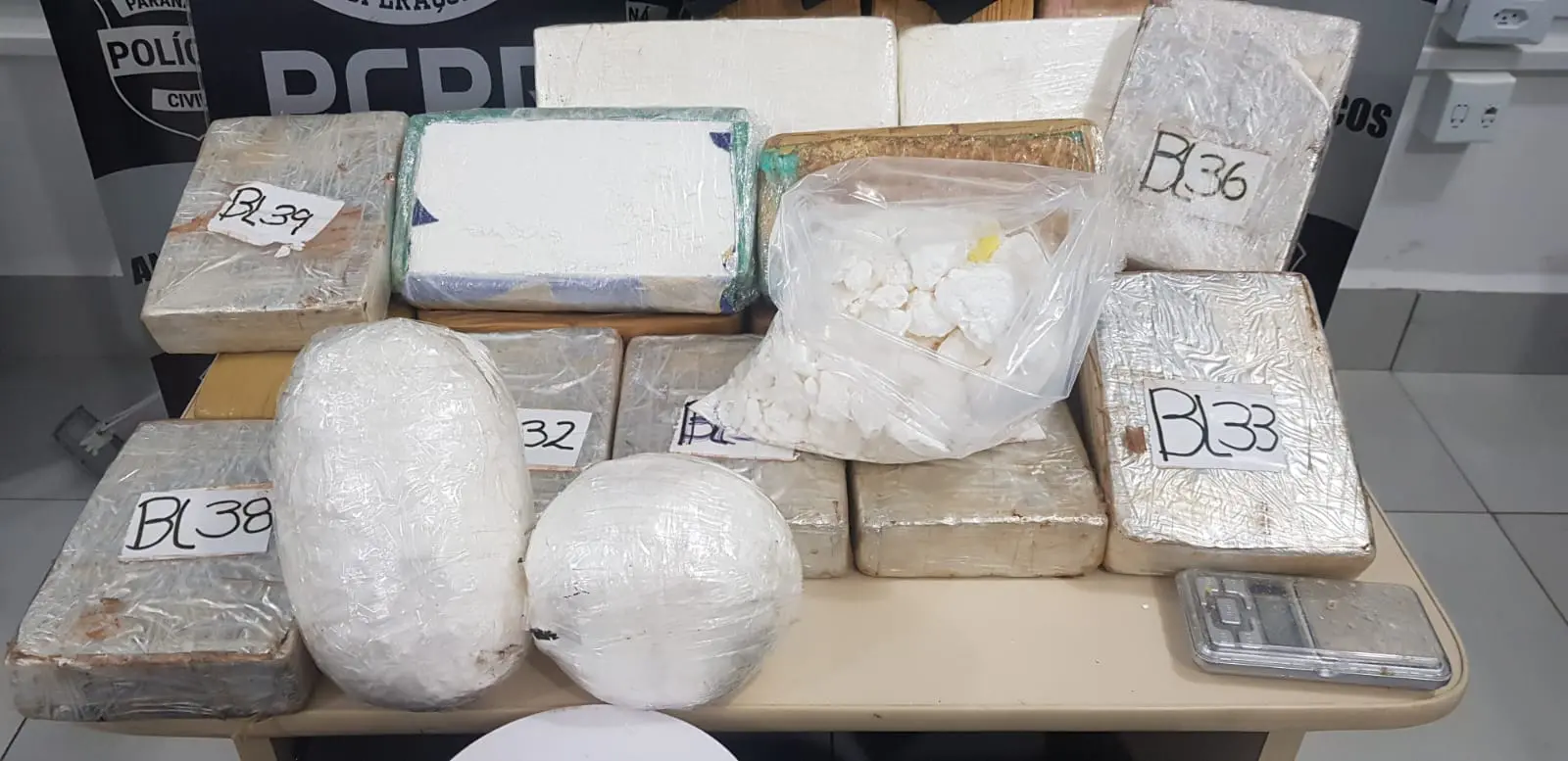 Polícia Civil de Maringá apreende quase 30 kg de drogas